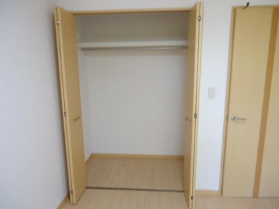 【収納】 | イーストヒルズウメハ | 北洋室クローゼット（イメージ）