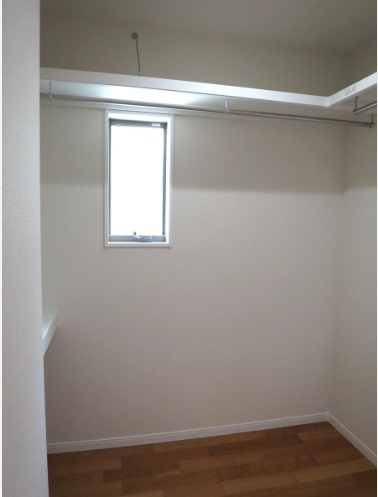 旭天神町　中古戸建　Ａ号棟　（未入居物件）の収納|2Ｆ　納戸　2.5帖