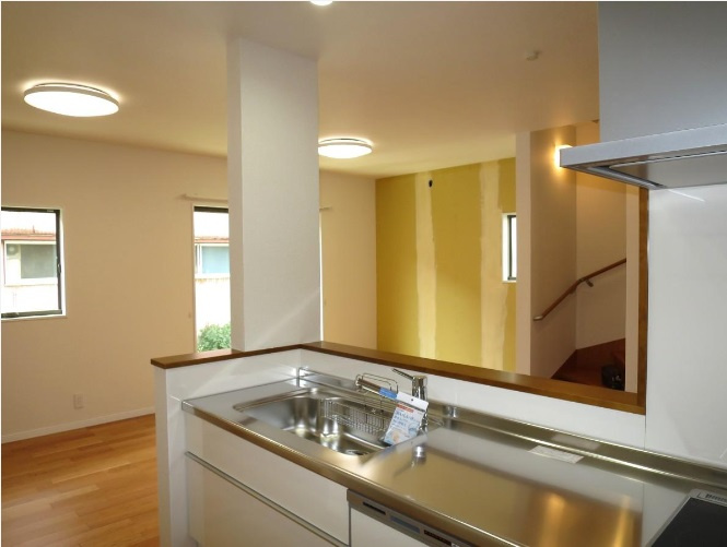 旭天神町　中古戸建　Ａ号棟　（未入居物件）のキッチン