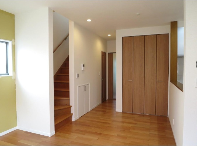 旭天神町　中古戸建　Ａ号棟　（未入居物件）の収納|ＬＤＫ　15.67帖