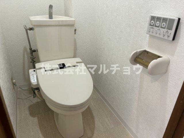 ウィステリア紀伊田辺のトイレ|落ち着いた色調のトイレです