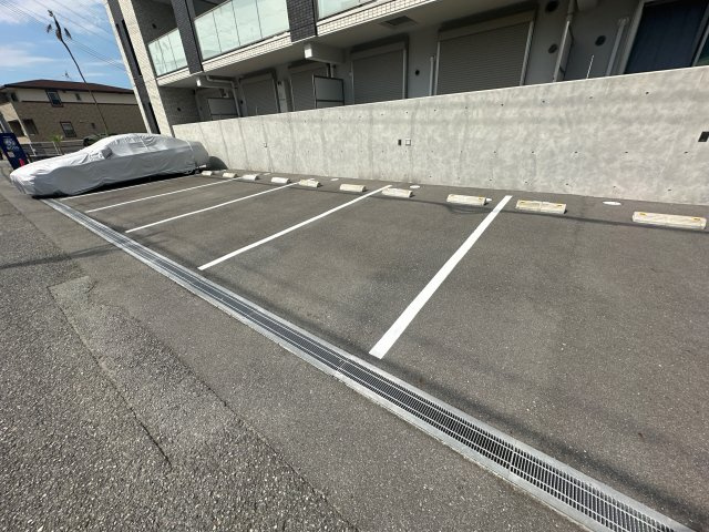 センターラの駐車場
