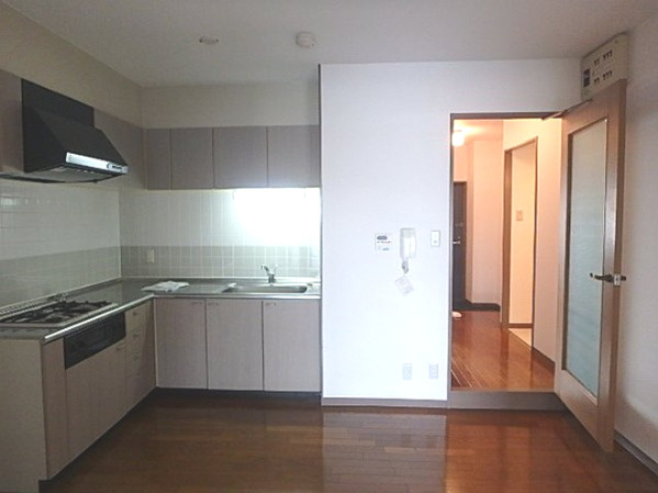 ウォーク羽衣の居間・リビング|居間です