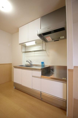【キッチン】 | ウエストコート | 広々キッチン、ガスコンロ設置可