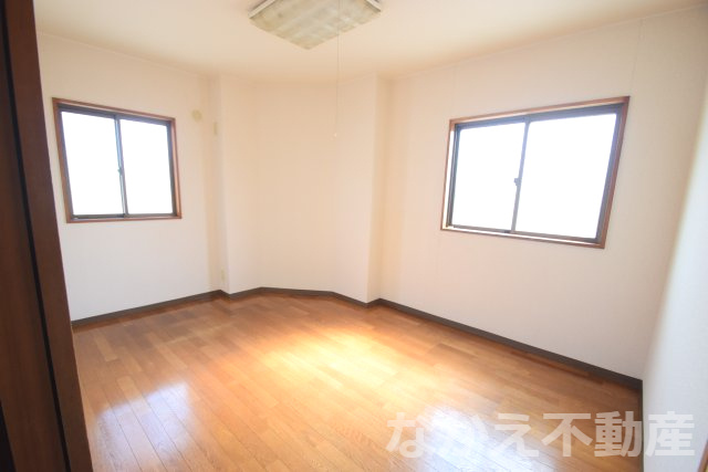 【寝室】 | ゆとりの広さです