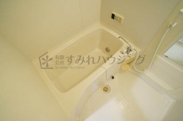 ハイフィールドKの浴室