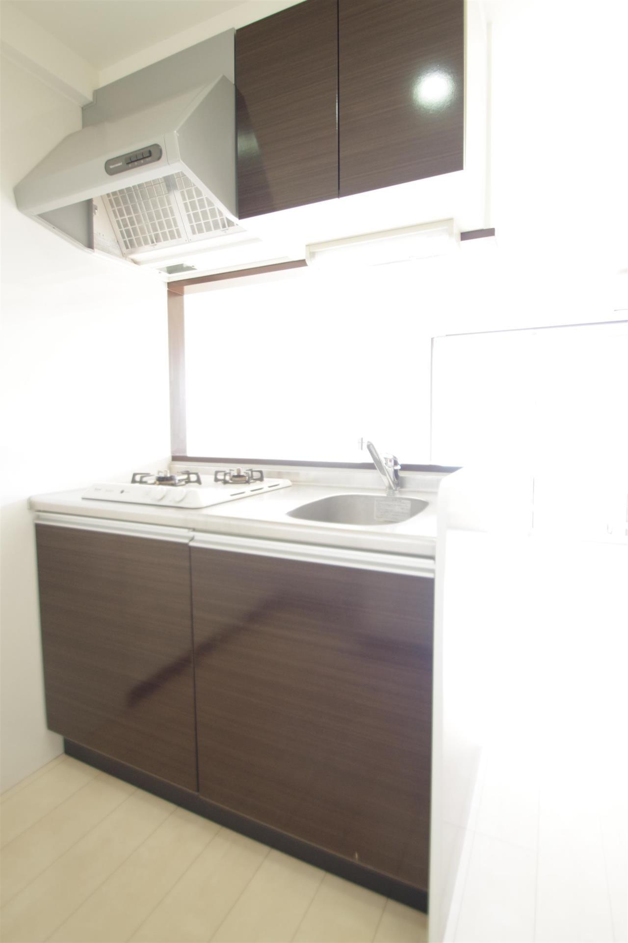 熊本市中央区新屋敷１丁目の賃貸マンションのキッチン