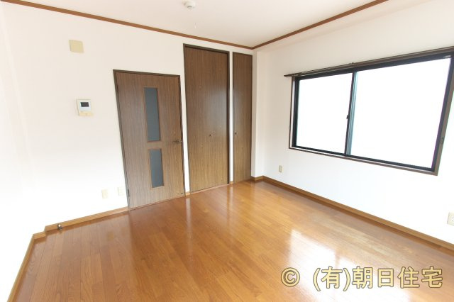 レインボーの居間・リビング