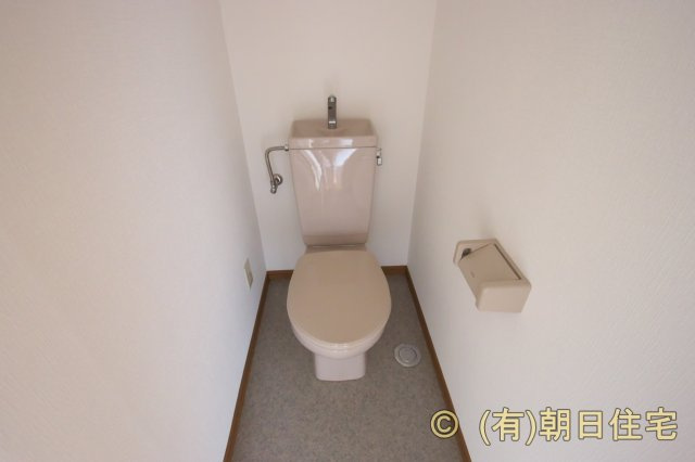 レインボーのトイレ