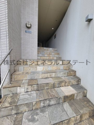 【エントランス】 | ルミエール交野