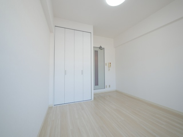 おおきに北梅田サニーアパートメントの居間・リビング