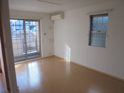 【居間・リビング】 | ライフステージ ウエスト | ※写真は別号室です