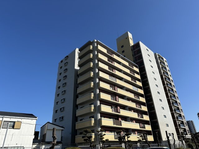 ビブレマンション諏訪野の外観