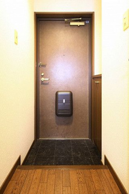 【玄関】 | FLEX博多Ⅴ | 別号室の写真になります。現況優先。