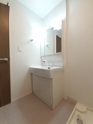 【独立洗面台】 | フォルム