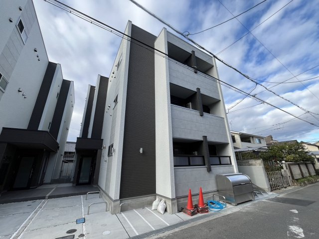 リアコート近大南Ⅰの外観
