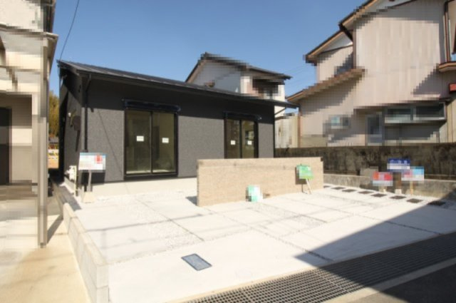鴨部　新築戸建　1号地の外観|完成しました！
駐車場３台可！