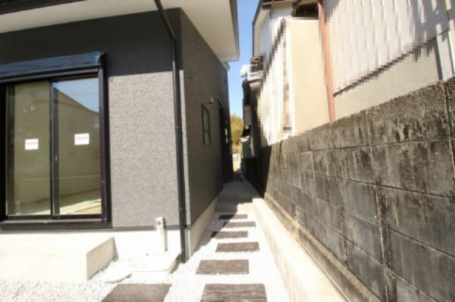 鴨部　新築戸建　1号地の玄関