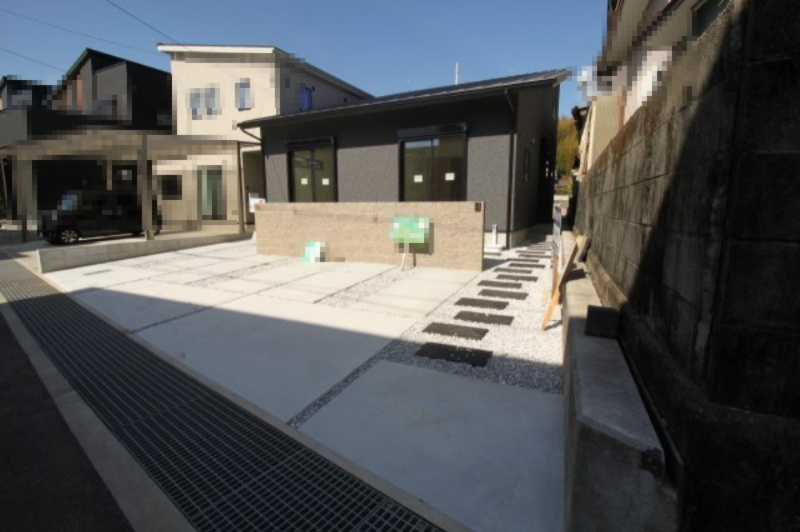 鴨部　新築戸建　1号地の駐車場|駐車場３台可！