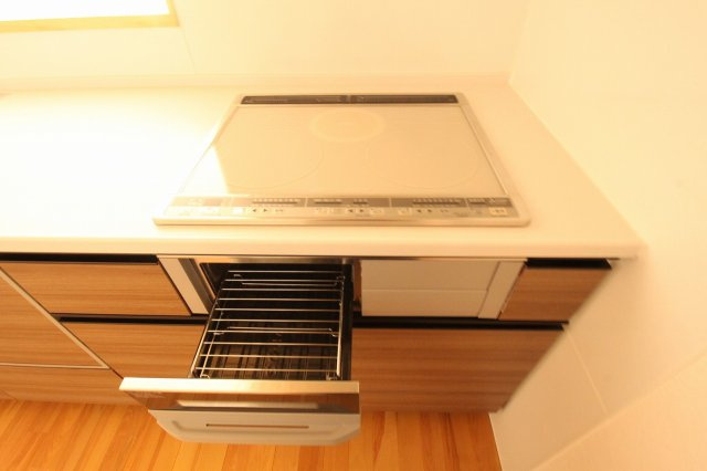 鴨部　新築戸建　1号地のキッチン|ＩＨクッキングヒ－タ－