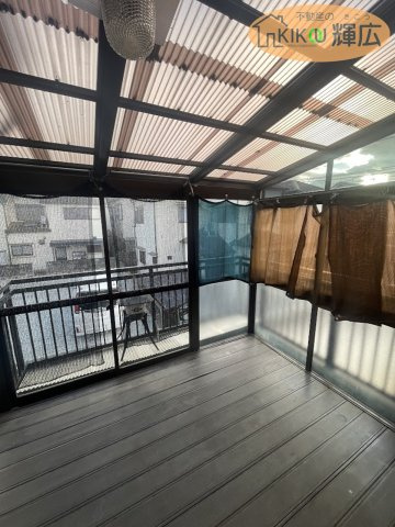 加古川市平岡町新在家　中古戸建のバルコニー