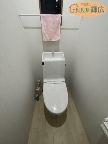 加古川市平岡町新在家　中古戸建のトイレ