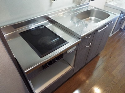 【キッチン】 | ロイヤル呉服 | 別号室の写真になります。現況優先。