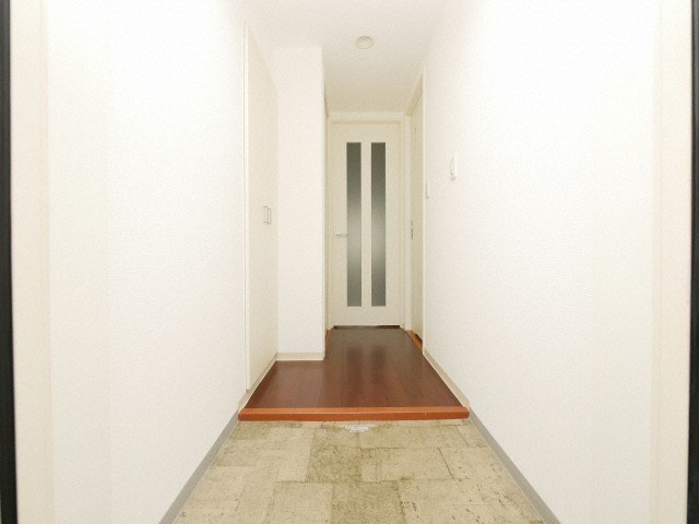 南堀江プライマリーワンの玄関