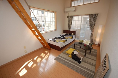 【居間・リビング】 | エルパティオ | 別号室の写真になります。現況優先。