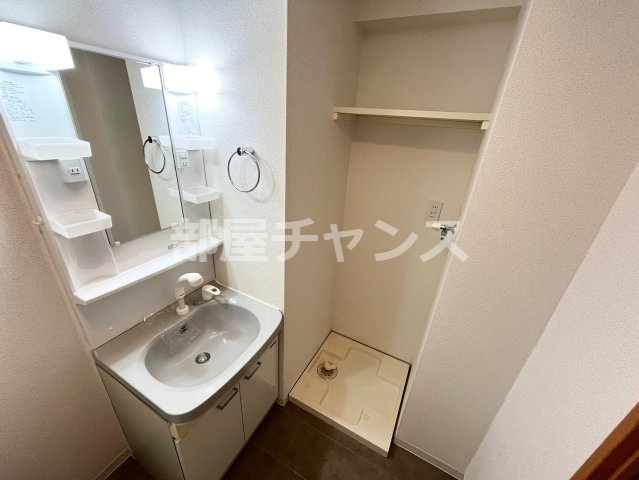 ASレジデンス上前津の洗面所