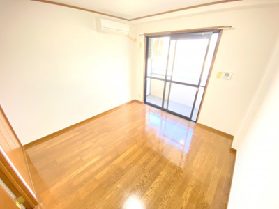 【居間・リビング】 | フォレストグリーンヴィラ