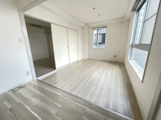 シャトル２