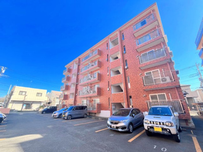 【外観】 | ◆◇フジビューマンションⅠ◇◆ | ◆周辺は閑静で住み心地の良い住環境。歩道もありお子様のいらっしゃる方も安心して暮らせる街並みが魅力です。