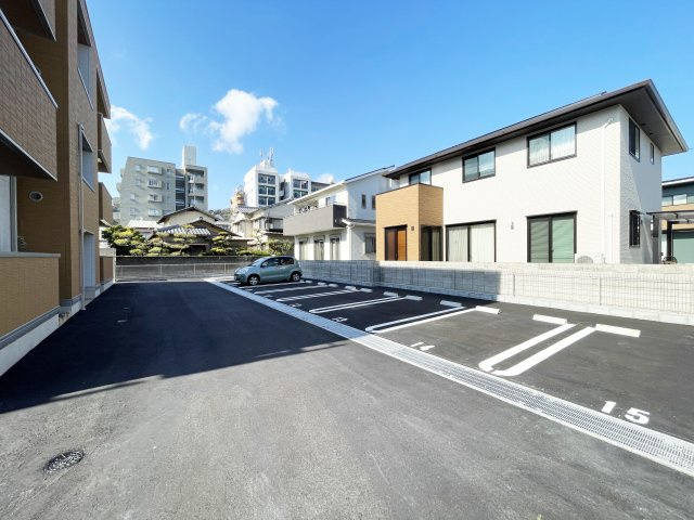 キャトルセゾン　富田橋の駐車場