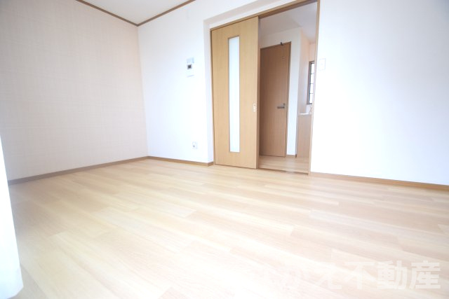 【寝室】 | 落ち着いて過ごせるお部屋なので、寝室にいかがでしょうか