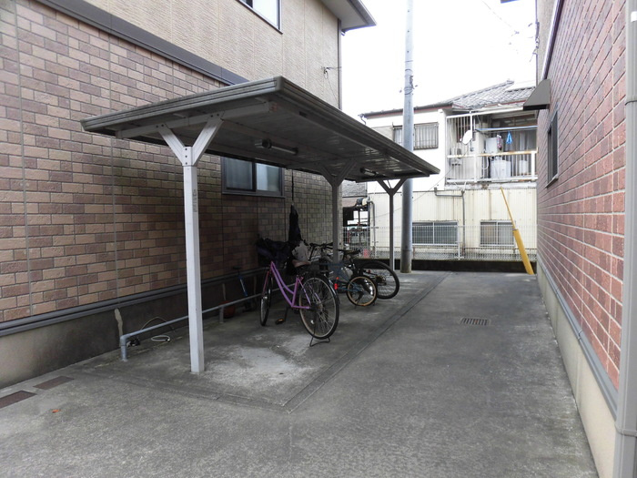 TKIフラット A棟のその他共用部分|駐輪場