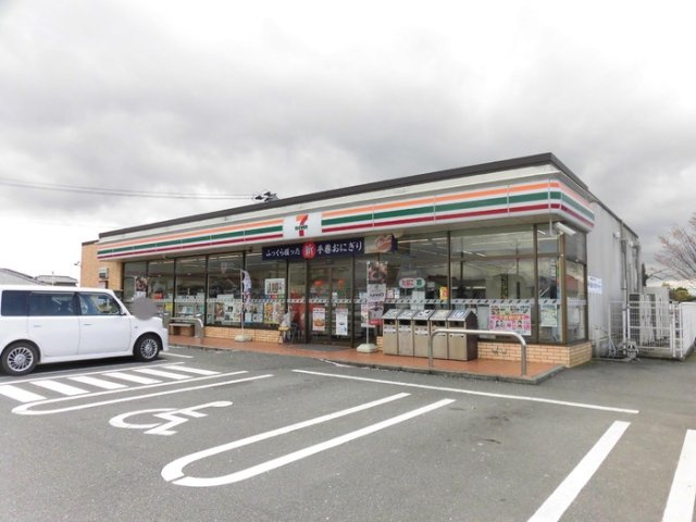 グランモアTOJIKI|セブンイレブン都城高専前店