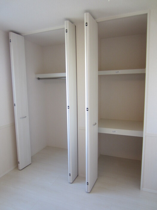 セジュールグレイスⅢの洋室|105 洋室収納