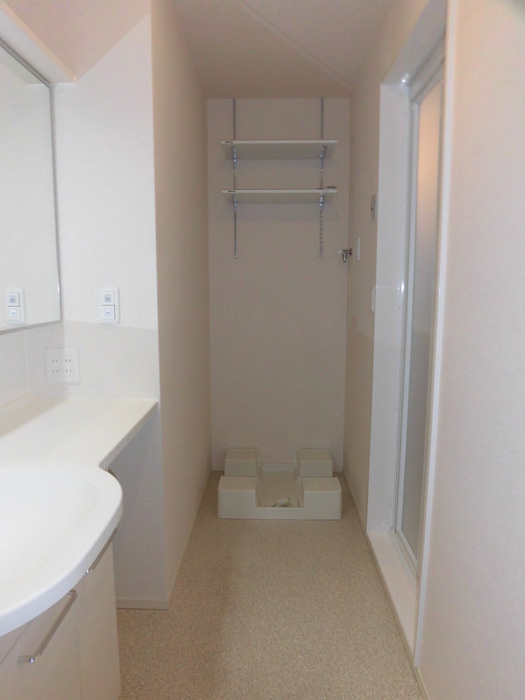 マール・ビビ B棟|B203 洗濯機置き場