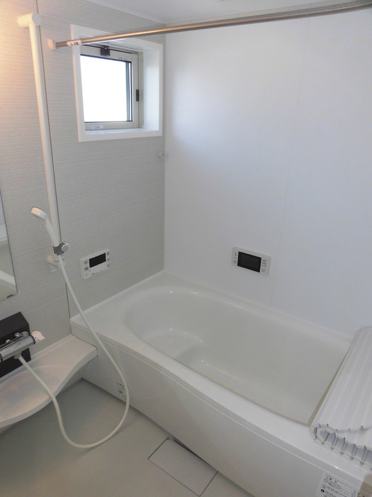 マール・ビビ B棟|B203 浴室TV・換気換気扇付バスルーム