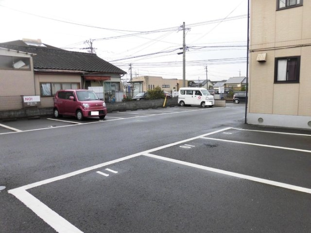 ルミエール B棟の駐車場|駐車場