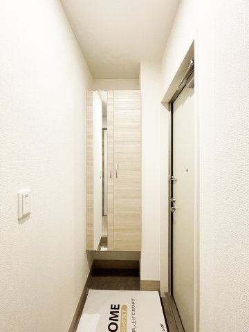 キャトルセゾン　富田橋の玄関