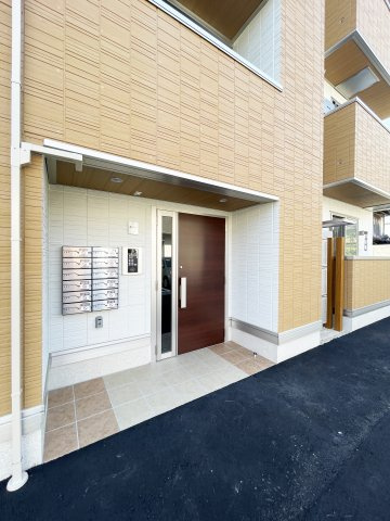 キャトルセゾン　富田橋のエントランス