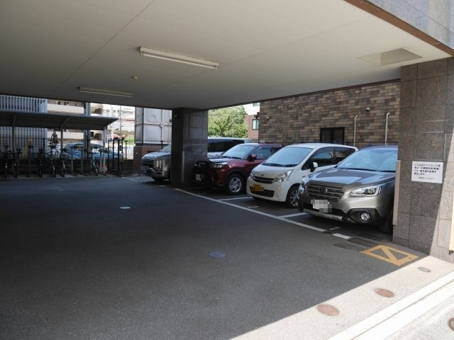 【駐車場】 | ザルヴェ大橋壱番館 | ザルヴェ大橋壱番館の駐車場