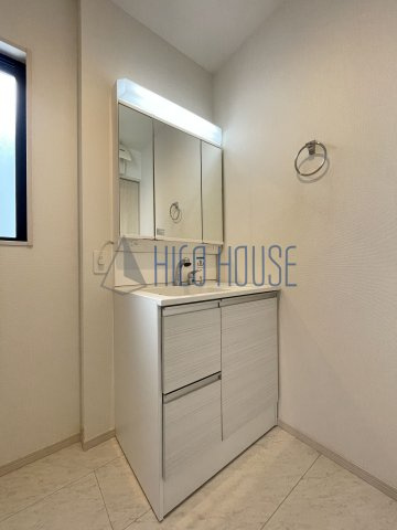 Kolet川島町08の洗面所