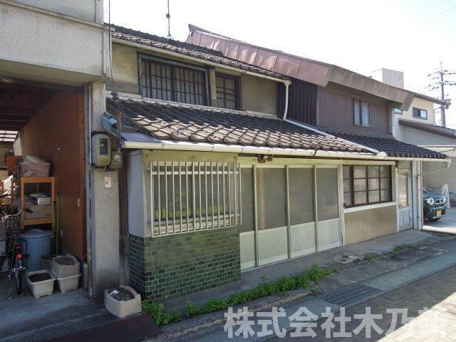 笠岡市笠岡1売地の前面道路含む現地写真