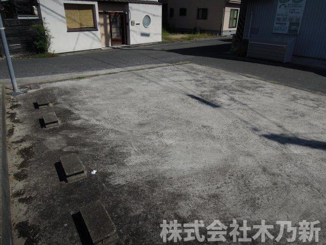 富岡売地の外観