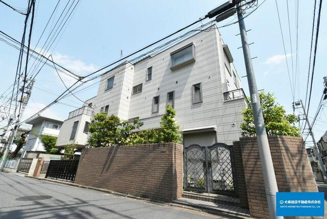 世田谷区下馬3丁目のアパートの画像