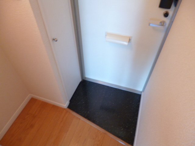 サニーフラット辻井の玄関