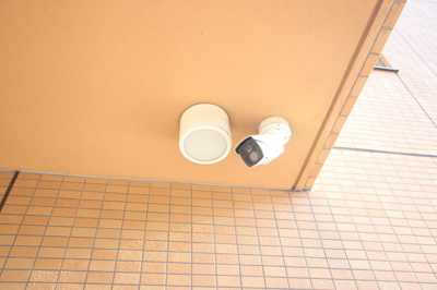防犯カメラ付き